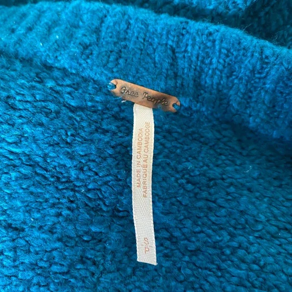 Free People Brookside Tunic Sweater In Halcyon Blue  OB1153857 - Picture 6 of 7